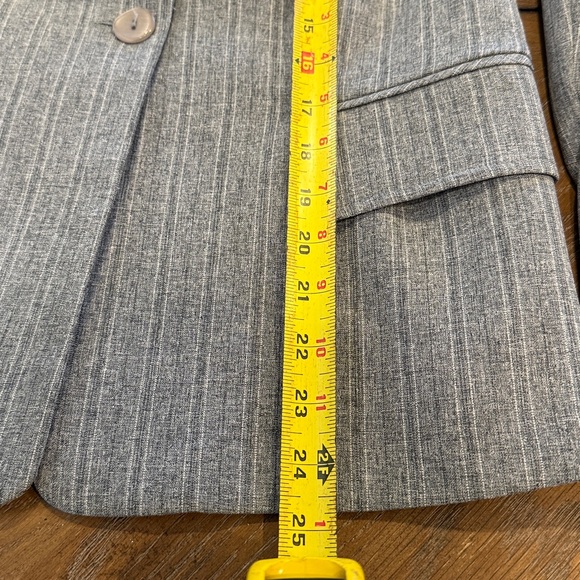 Perceptions Charcoal Pinstripe Suit Set - Picture 7 of 13